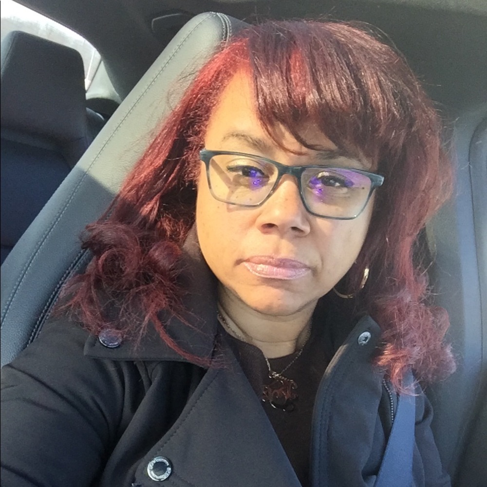Meet your Posher, Tonia